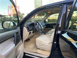 تۆیۆتا لاند کروزەر